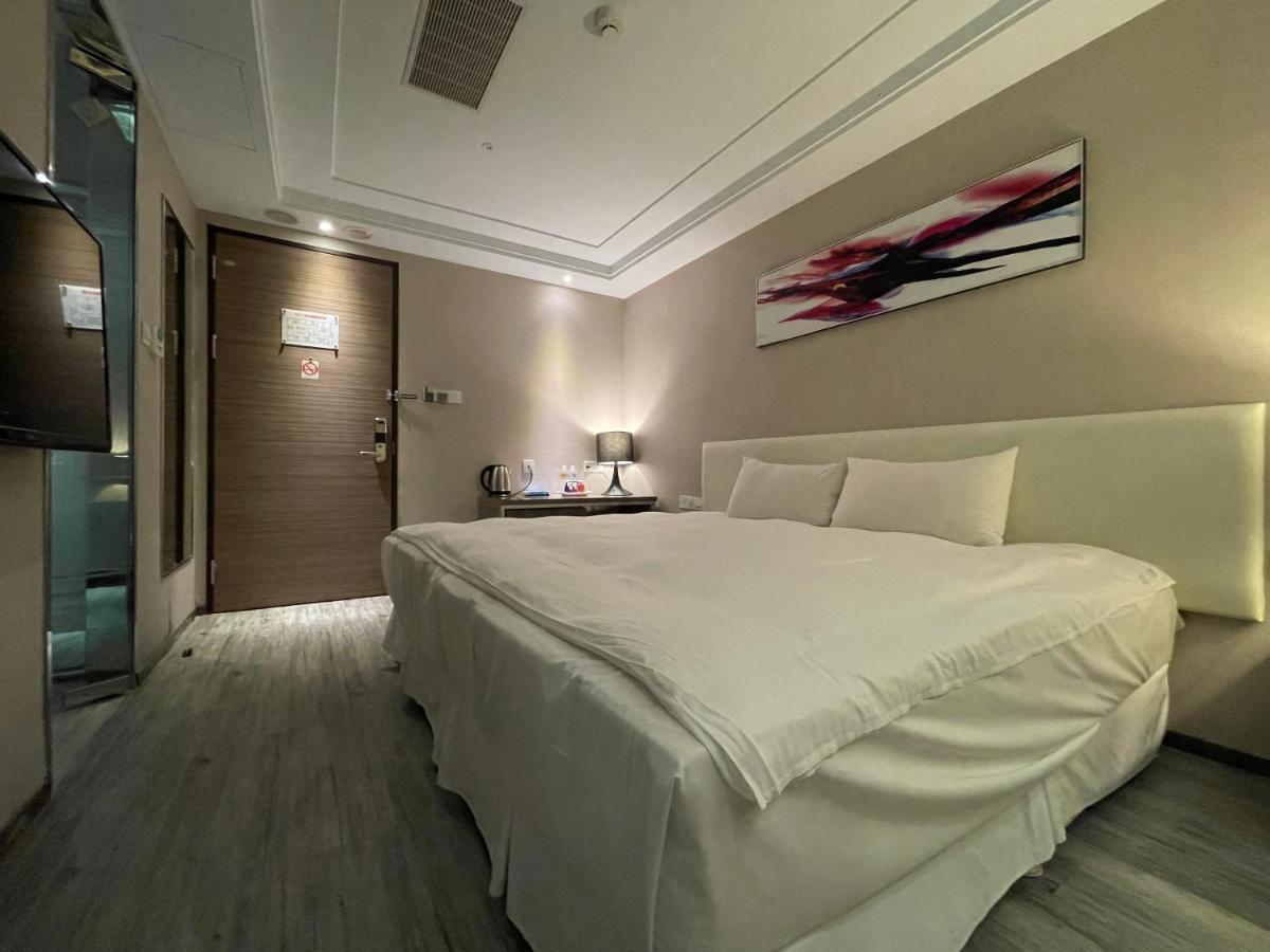 Royal Fine Hotel Гаосюн Екстер'єр фото